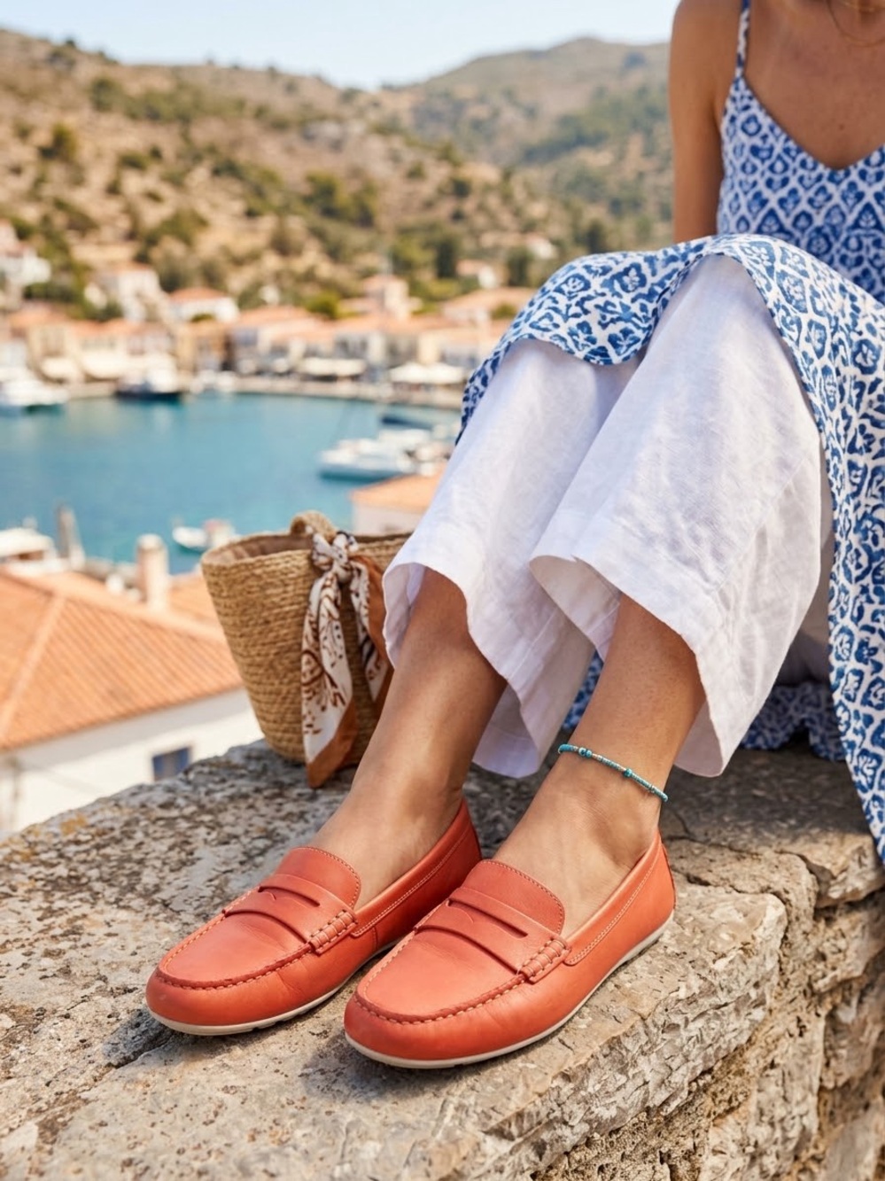 Clark’s Artisan Un Terra Coral Leather Penny Loafers for Women
